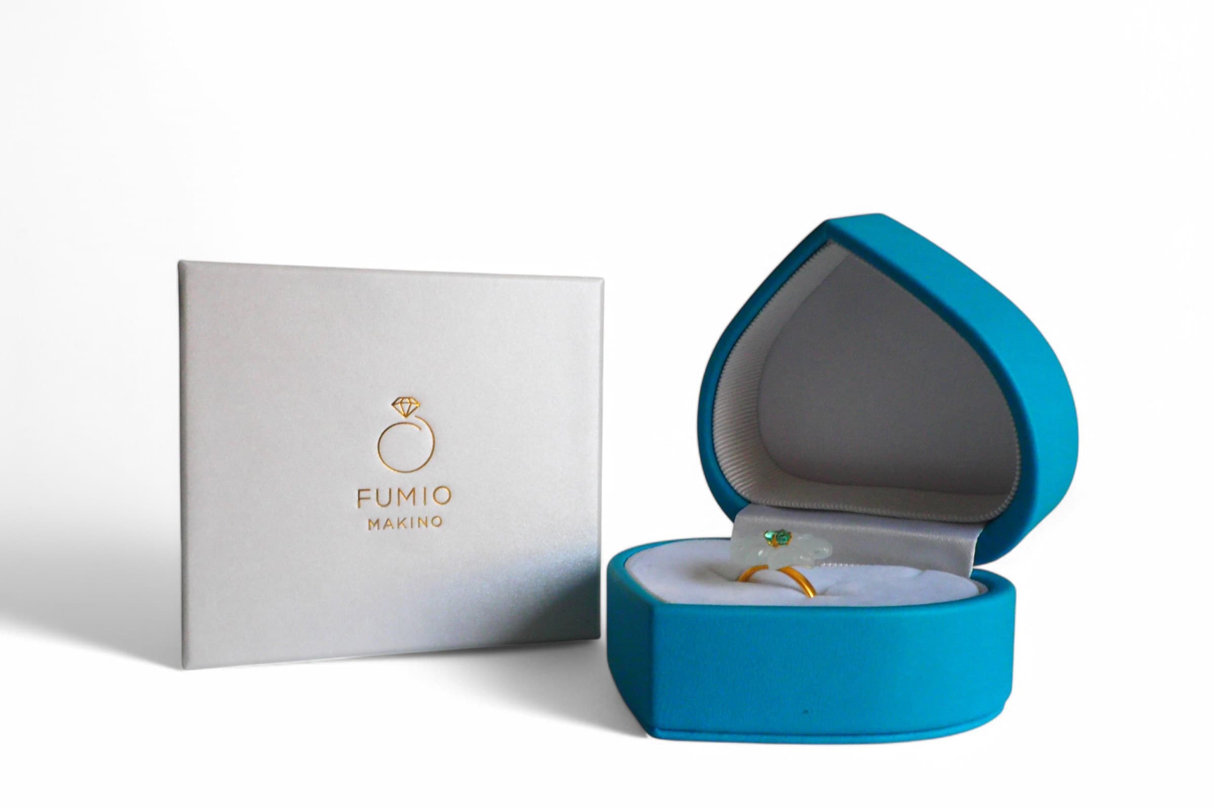 Tweedia Gem Flower ring(パッケージと箱)